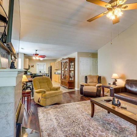 Pigeon Forge Home With Screened Porch, 3 Mi To Town! Eksteriør billede
